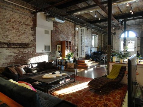 Nyc Loft, Dream Apartment Decor, Future Apartment Decor, Loft House, Apartment Aesthetic, Dream House Rooms, Loft Design, Apartment Decor Inspiration, Loft Apartment