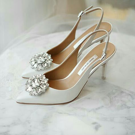 Kasut Kahwin, Kasut Pengantin, Kasut Tumit Tinggi, Bride Heels, Wedding Shoes Comfortable, Shoes Bride, Shoes Heels Classy, Wedding Shoes Bride, White Wedding Shoes