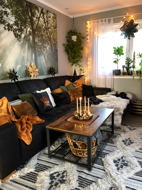 Boho Living Room Black Sofa, Modern Cozy African Decor, Black And Boho Living Room, Male Boho Living Room, Black Sectional Boho Living Room, Black Boho Interior, Boho Living Room With Black Sofa, Dark Boho Apartment Decor, Black Boho Decor Living Room