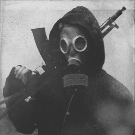 Gas Mask, A Man, Mask, On Twitter, Twitter