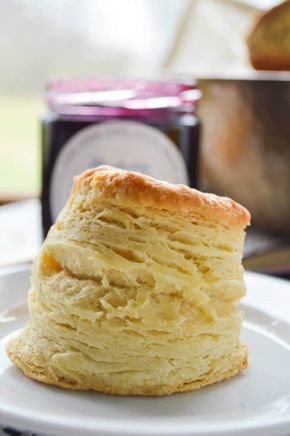 Biggest Fattest Fluffiest All Butter Biscuit on a Plate Laminated Biscuit Recipe, Poogans Porch Biscuits Recipe, Herb Buttermilk Biscuits, Copycat Biscuit Recipes, All Bread Recipes, Flaky Layers Recipes Pillsbury, Biscuit Recipe With All Purpose Flour, Fancy Biscuits And Gravy, Fluffy Biscuits Homemade Easy