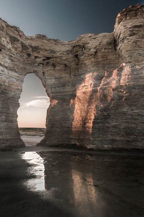 Monument Rocks National Natural Landmark, Kansas America The Beautiful, Rock Formations, North Dakota, Awesome Pictures, Beautiful Places To Visit, Most Beautiful Places, Natural Wonders, Travel Usa, Nebraska