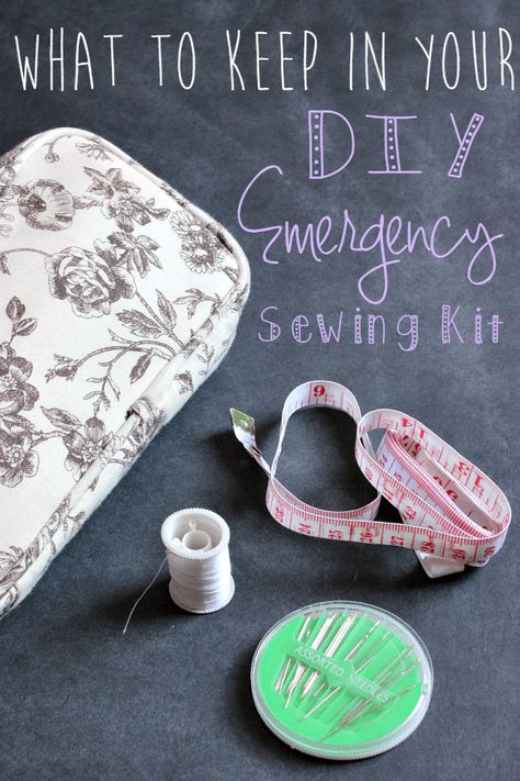 5 essentials (and a couple non-essentials) to keep in your DIY emergency sewing kit. If you don't have one, now's the time to make one! Sewing Kit Essentials, Emergency Sewing Kit, Sewing Kits Diy, Basic Knitting, Pillow Cases Diy, Travel Sewing, Beginner Knitting Patterns, Knitting Supplies, Project Manager