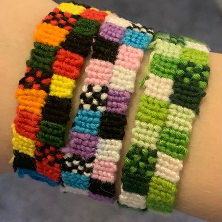 Alpha Braclets Pattern, Cool Friendship Bracelets Patterns, Floss Bracelets Patterns, Alpha Bracelet Pattern Grid, Alpha Patterns Bracelet, Bracelet Book Patterns, Harry Styles Cardigan, Alpha Bracelet, Chevron Friendship Bracelets