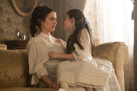 Penny Dreadful "And They Were Enemies" S2EP10 Vanessa Ives, Walburga Black, Penny Dreadful, Dorian Gray, Eva Green, Black Families, Black Queen, Frankenstein, Best Shows Ever