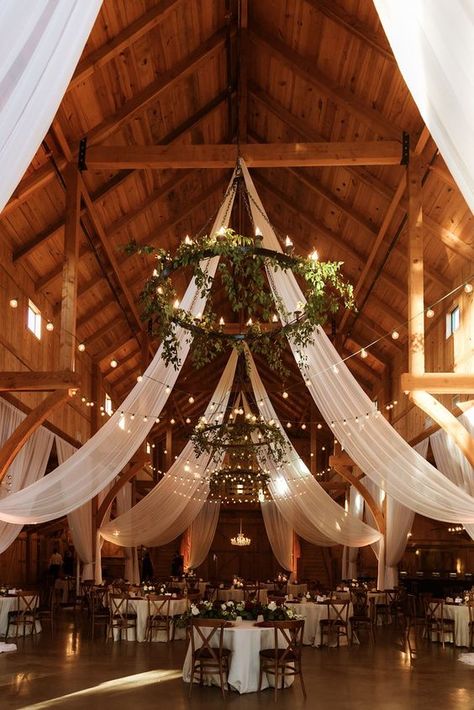 Ceremony Rustic Wedding, Classic Chic Wedding Decor, Tree Draping Wedding, Subtle Taylor Swift Wedding Ideas, Fall Wedding Venues Indoor, Simple Barn Wedding Decorations, Fairytail Wedding Decorations, Wedding Theme Ideas Elegant Summer, Wedding 2025 Trends