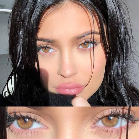 @godess.kylie on Instagram: “Kylie's eyes are so beautiful!!!!😍😍” Kylie Jenner Eye Color, Kylie Jenner Nose, Kendall Jenner Without Makeup, Kendall Jenner Eyes, Kylie Jenner Eye Makeup, Kylie Jenner Eyes, Kylie Jenner Face, Kylie Jenner Makeup Look, Kylie Jenner Lashes