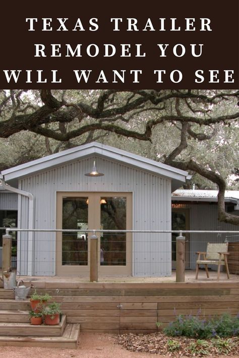 This texas home will surprise you! Trailer Remodel Single Wide, Single Wide Remodel, Remodel Mobile Home, Mobile Home Exteriors, Mobile Home Makeovers, Mobile Home Makeover, Mobile Home Renovations, Single Wide Mobile Homes, Manufactured Home Remodel