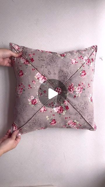 Patterns For Throw Pillows, Cushion Cover Sewing, Decorative Pillows Diy Creative, Diy Scatter Cushions Ideas, Bedding Sewing Pattern, Easy Pillows To Sew, Cushion Cover Designs Diy, Felt Pillows Diy, How To Make Pillow Covers