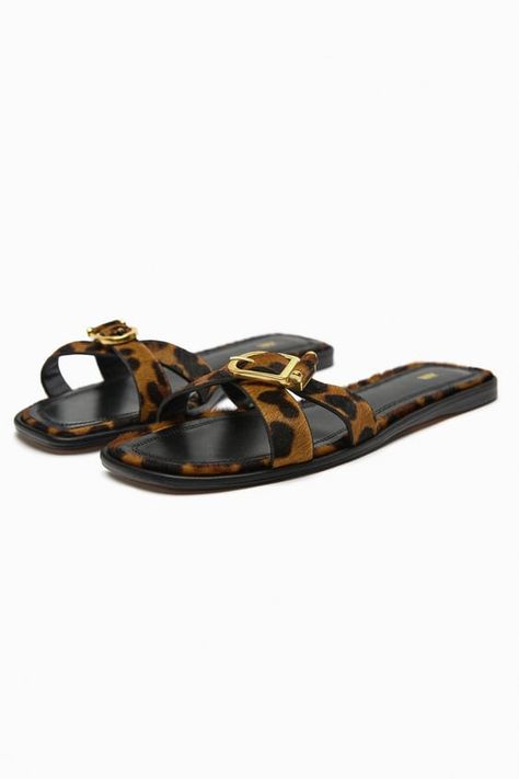 ANIMAL PRINT CRISSCROSS SANDALS - Leopard | ZARA United States Pearl Slippers, Elegant Shoes Flat, Casual Beach Sandals, Brown Slippers, Animal Print Flats, Summer Sandals Flat, Women Flat Sandals, Elegant Flats, Leopard Print Flats