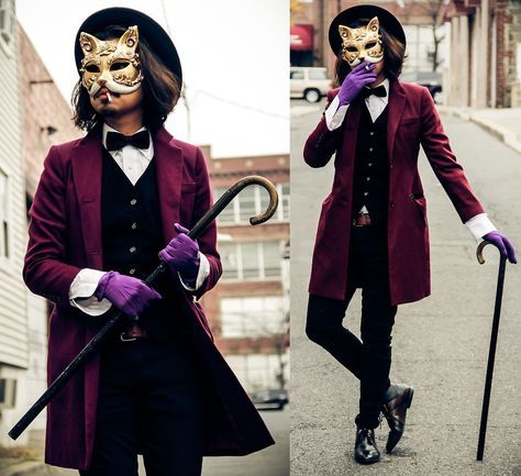 A classy Halloween costume, nice! Masquerade Party Outfit Men, Masquerade Men Outfit, Mens Masquerade Outfit, Male Masquerade Outfit, Masquerade Outfit Men, Masquerade Party Outfit, Masquerade Men, Masquerade Outfit Ideas, Venetian Ball