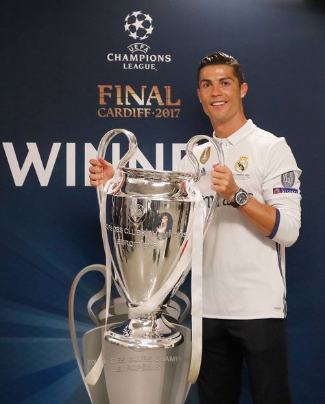 Ronaldo Champions League, Cr7 Vs Messi, Cristiano Ronaldo Juventus, Cristino Ronaldo, C Ronaldo, Ronaldo Juventus, Messi Vs, Madrid Football, Ronaldo Real