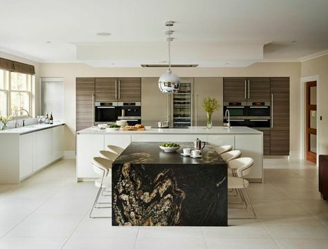 Kitchen Countertop Colors, Tile Countertops Kitchen, Timeless Kitchen Design, Modern Kitchen Lighting, Grand Kitchen, Modern Luxury Kitchen, Simple Kitchen Design, Kitchen Addition, Kitchen Island Table