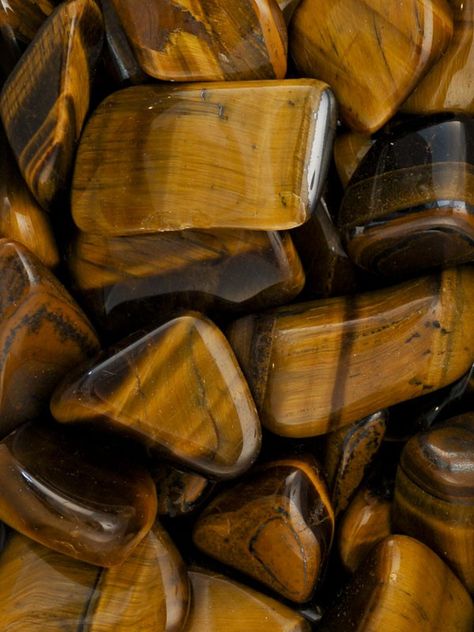 Zhongli Aesthetic, Yellow Pantone, Eye Meaning, Tigers Eye Gem, Attracting Love, Stone Wallpaper, Crystal Aesthetic, Tiger Eye Crystal, Pretty Rocks