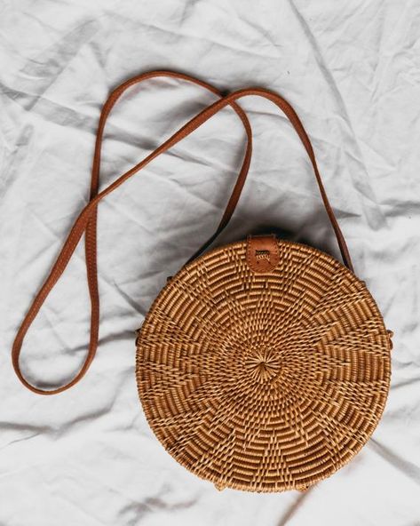 Handwoven Round Bali Bag Natural Ata Grass Rattan Straw | Etsy Summer Bag Boho Chic Bohemian Bag Handmade Rattan Purse, Women Boho Style, Natural Leather Bag, Round Straw Bag, Boho Handbag, Bohemian Bag, Wicker Purse, Boho Purse, Ethnic Bag