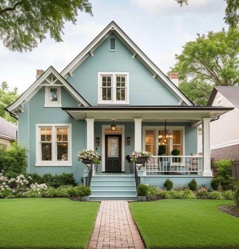 Mint House Exterior, Beach House Colors Exterior, Exterior House Makeover, Moscow House, White Cottages, Light Blue Houses, Teal House, American Foursquare, Beach House Colors