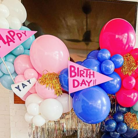 Party & Co |  Houston Event Planner, Decorator & Balloon Artist on Instagram: "Can we get 3 cheers for this adorable cheerleading party! 📣✨📣✨📣  #shoppartyco #houstonpartyplanner #houstonpartyrentals #houstoneventplanner #houstoneventrentals #balloons #houstonballoons #balloonartist #party #celebrate #partyon #eventdecor #partyandco #cheerleadingparty #cheerleading #cheerparty" Cheer Birthday Party Decorations, Barbie Cheerleader Party, Cheer Birthday Party Ideas, Cheer Party Ideas, Cheerleading Birthday Party Decorations, Cheerleading Birthday Party Ideas, Cheerleading Theme Party, Cheerleader Themed Birthday Party, Cheerleader Party