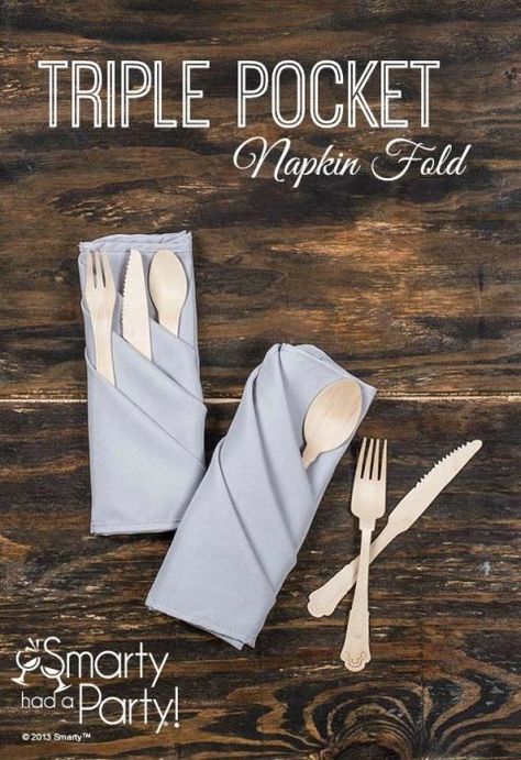 Recreate the popular napkin fold you often see at restaurants right in your own dining room.  Get the tutorial at Smarty Had a Party. Pocket Napkin Fold, Diy Napkin Folding, Napkin Folding Tutorial, Easy Napkin Folding, Creative Napkins, Tafel Decor, Diy Napkins, Folding Origami, Napkin Folding