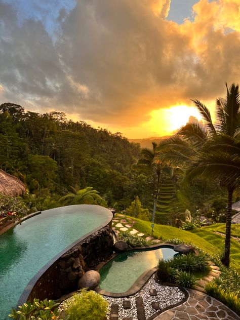 Bali Aesthetic, Dream Vacations Destinations, Dream Travel Destinations, Bali Travel, Beautiful Places To Travel, Ubud, Beautiful Places To Visit, Pretty Places, Dream Destinations