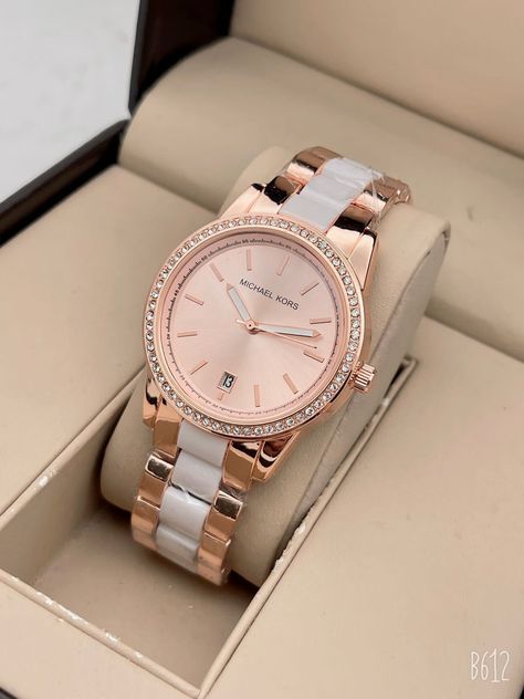 Watch Women's Classy, Women Watches Classy Elegant, Rado Watches Women, Watches For Women Classy, Women Watches Classy, Elegant Watches Women, Casio Watch Women, Rolex Wrist Watch, Classic Watch Women