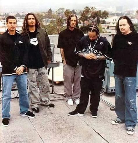 Korn 90s, Munky Shaffer, 2000s Rock Bands, Munky Korn, Korn Concert, Korn Jonathan Davis, Jonathan Davis Korn, Korn Band, Head Welch