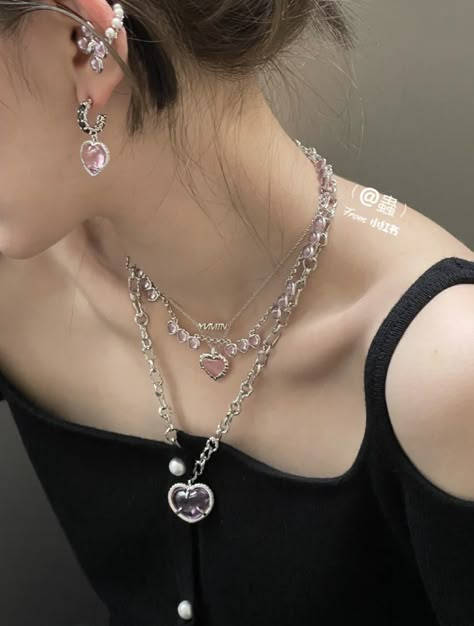 Douyin Style, Chinese Social Media, Pink Gem, Jewelry Heart, Necklace Love, Jewelry Accessories Ideas, Girly Accessories, Classy Jewelry, Fancy Jewellery