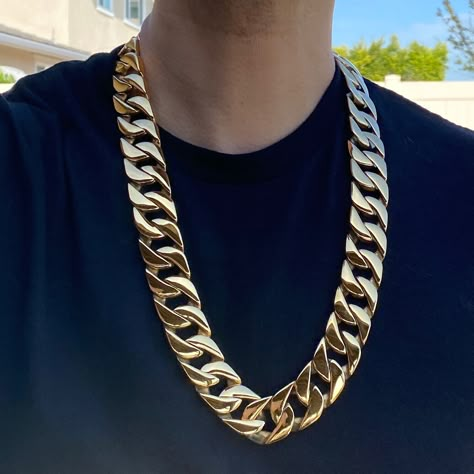 Low Prices Free Shipping Top Quality Cuban Chain 28" x 25MM Super chunky, 25MM wide , 28" long Cuban men's hip hop chain necklace. INSANE size, superior quality, stamped stainless steel, gold finish necklace. Stylish, ultra strong, chunky lobster clamp lock to lock your chan necklace. Ridiculously HEAVY chain necklace weighs over 500+ grams total weight. MONSTER SIZE  chain available for purchase now direct from a USA dealer. Enjoy 100% FREE SHIPPING in the USA. Order now!       Payment Shipping Returns Payment Shipping Returns We accept payment by the following method: Payment We accept most major credit card and Paypal payments. If you don't have a Paypal account, its easy and free to set one up. Feel free to send us a message if you have any questions. We offer 100% FREE shipping  in th Neck Chain For Men, Big Gold Chains, Heavy Chain Necklace, Gold Neck Chain, Bling Ideas, Gold Cuban Link Chain, Hip Hop Chains, Emma Myers, Cuban Link Chain Necklaces