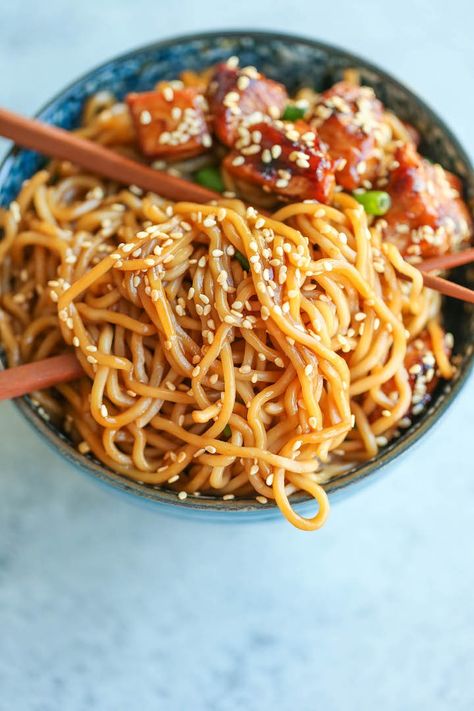 Teriyaki Chicken Noodle Bowls - Damn Delicious Japanese Teriyaki Sauce Recipe, Chicken Teriyaki Noodles, Recipe With Noodles, Teriyaki Chicken Bowl Recipe, Teriyaki Chicken Noodles, Teriyaki Pork Chops, Chicken Yakisoba, Yakisoba Noodles, Teriyaki Chicken Bowl