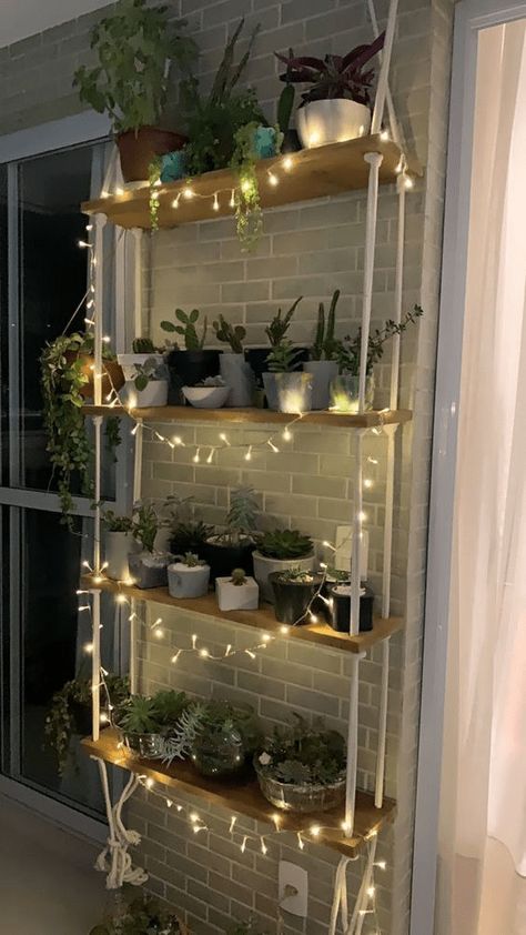 17 Stunning Small Balcony Decorating Ideas to Copy - By Kimberly Faye Balcon Mic, Small Apartment Balcony Ideas, Balkon Decor, Small Balcony Design, Hanging Plant Wall, Balcony Plants, Balcony Ideas Apartment, Island Decor, Small Balcony Decor