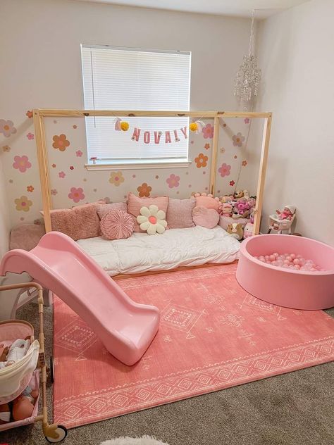 Baby Playroom, Kids Room Interior Design, Baby Room Themes, Toddler Girl Room, Kids Bedroom Inspiration, Toddler Room Decor, Girl Nursery Room, Baby Room Inspiration