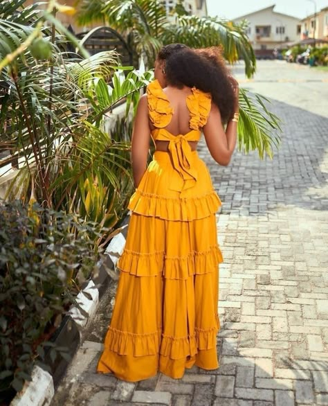 Mood Style, Classy Gowns, Chic Dress Classy, Outfits Classy, Changing Leaves, Classy Dress Outfits, African Fashion Women, Classy Casual Outfits, Latest African Fashion Dresses