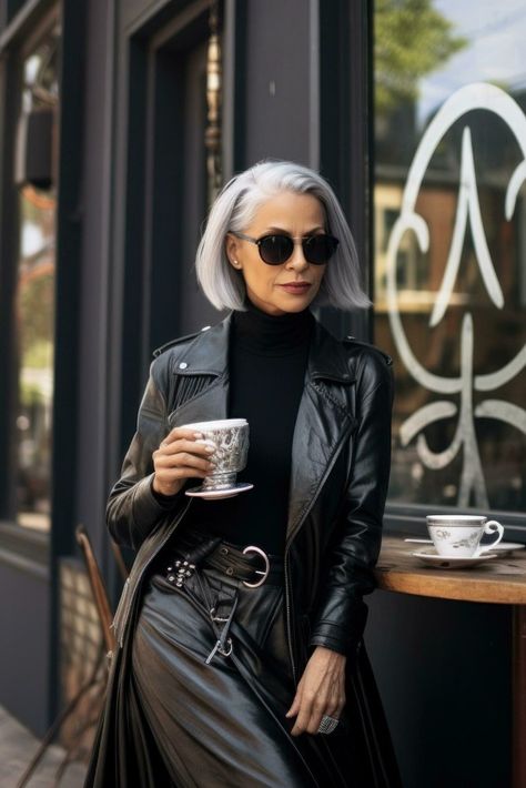 How To Age Disgracefully, Aging With Style, Makeover Before And After Women Over 50, How To Look Younger, Older Woman Aesthetic, Advanced Style Aging Gracefully, Middle Aged Black Woman, Growing Old Gracefully, Woman In Her 40s