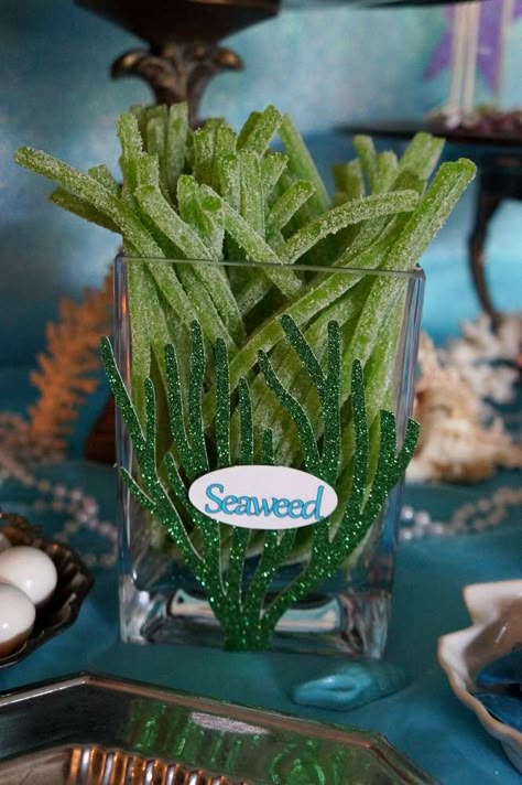 Seaweed sour belts at a mermaid birthday party! See more party ideas at CatchMyParty.com! Jelly Fish Themed Party, Ocean Quinceanera Theme, Vbs Snacks, Mermaid Birthday Party Ideas, Ariel Birthday Party, Sea Party Ideas, Ariel Birthday, Ocean Birthday, Moana Birthday Party