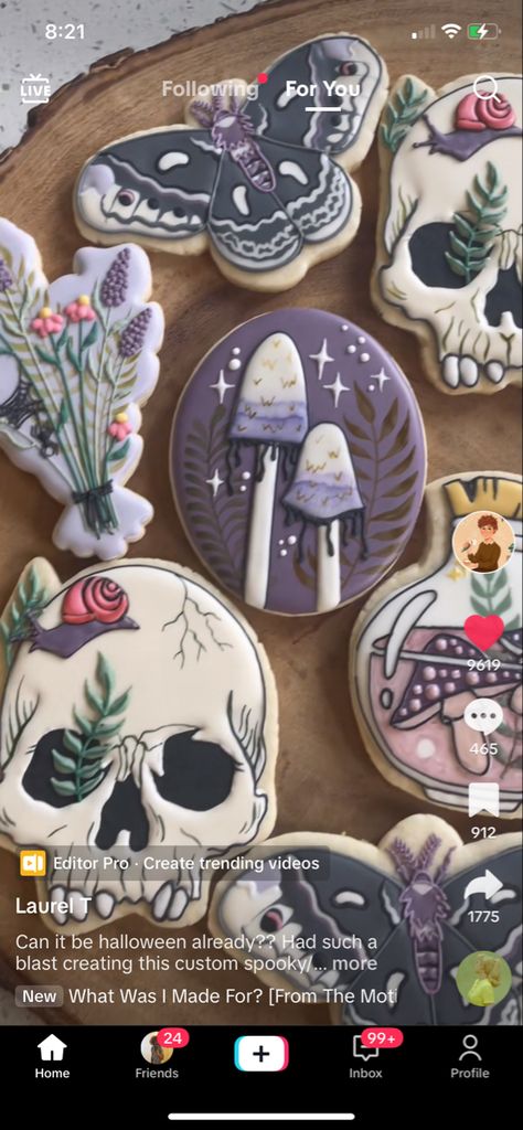 Moth Cookies, Gothic Cookies, Moth Cake, Dark Magical Forest, Creepy Cookies, Forest Twilight, Halloween Sugar Cookies Decorated, Skull Cookies, Halloween Cookies Decorated