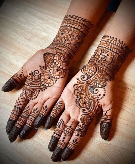 simple mehndi designs Bail Mehandi Design, Arebic Mhendi, Bail Mehndi Design, Mehendi Designs Bridal, Brides Mehndi, Mehendi Bridal, Mehndi Bridal, Simple Mehendi, Latest Arabic Mehndi Designs