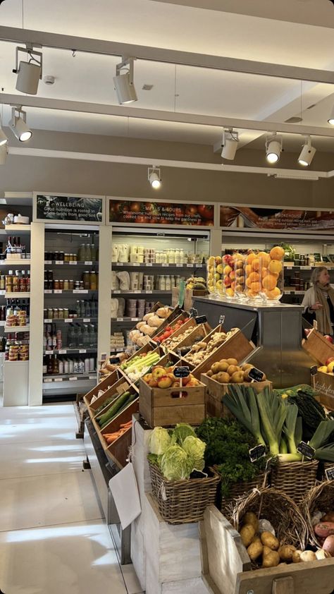 Deli Shop, Library Cafe, Cheese Brands, Zero Waste Store, Grocery Store Design, Food Retail, Retail Lighting, Farm Store, Healthy Groceries