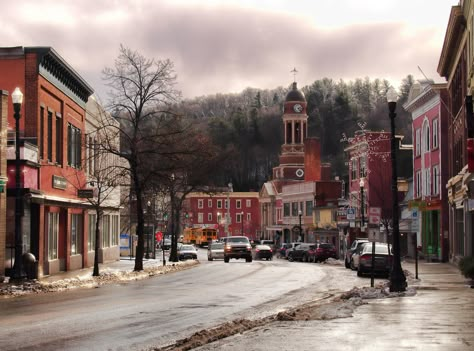 Saranac Lake, Small Town Life, Adirondack Mountains, Lake Placid, Mountain Lake, Scenic Drive, City Street, Boat Tours, Winter Activities