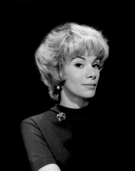 Remembering Joan Rivers: Groundbreaking Feminist Icon Joan Rivers Quotes, Melissa Rivers, River Style, Feminist Icons, Jewish Women, Iconic Images, Memorable Quotes, Joan Rivers, Tony Awards