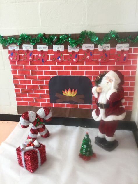 Fireplace Classroom Door, Fireplace Classroom, Chimney Diy, 3d Fireplace, Elf Classroom, Christmas Wall Decorations, Decorating Doors, Diy Brick Wall, Fireplace Box