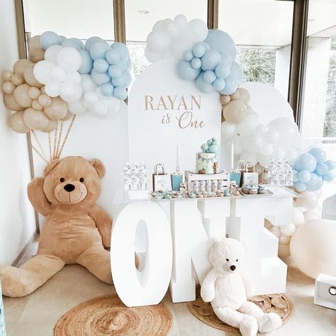 One Year Backdrop, Teddy Bear Theme Backdrop, Birthday Theme For 1 Year Boy, Decoration First Birthday Boy, Baby Boy First Birthday Ideas Decoration, Teddy Bear Theme Birthday Party Decorations, Decoration For First Birthday Boy, Teddy Bear First Birthday Party, Teddy Bear Birthday Backdrop