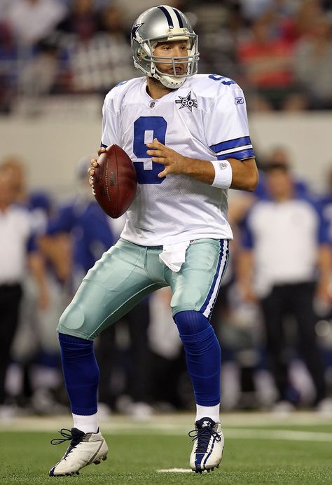 Dallas Cowboys: The Top Ten Players Of The 2000s | Bleacher Report ... Tony Romo Dallas Cowboys, Romo Wallpaper, Dallas Cowboys Quotes, Football Studs, Cowboys Wallpaper, Human Model, Cowboys Players, Dallas Cowboys Wallpaper, Dallas Cowboys Gear