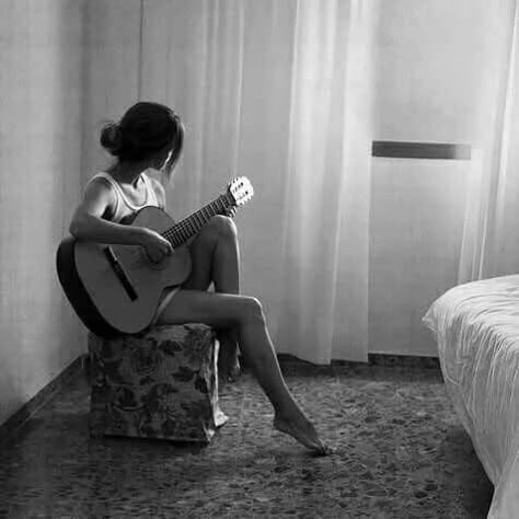 Fabia and her guitar. The picture was possibly taken by Ethan in his apartment at the early stage of their relationship. The current song she is playing is 'Island Song (Come Along with Me)'. Fabia knows how to play the guitar. She liked to play in the foster home and during her college life. So much so, that she'd formed a small indie band alongside her college friends. Had it not been for her dedication to medicine, she would have joined them. Holding A Guitar, 4k Wallpaper Iphone, Guitar Photos, Guitar Photography, Guitar Girl, Music Photo, Music Aesthetic, Girls Play, Music Guitar