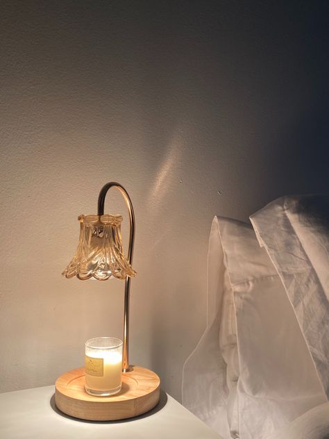 Dim Lamp Aesthetic, Lamp Vintage Aesthetic, Candle On Nightstand, Nightstand Table Lamp, Candle Melter Lamp, Candle Light Warmer, Lamps Aesthetic Vintage, Candle Warmer Lamp Aesthetic, Vintage Nightstand Lamp