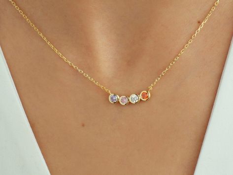 Best Gifts For Mothers, Gold Birthstone Necklace, Family Birthstone Necklace, Gift For Mom Birthday, Gifts For Mothers, Necklace For Mom, Necklace Birthstone, Family Necklace, Birthstone Pendant