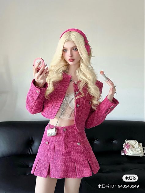 Pink Princess Outfit Aesthetic, Unique Rave Outfits, Barbiecore Outfit, Iconic Pictures, Beauty Confidence, Doll Beauty, Cosplay Kawaii, Costume Inspo, Powerful Affirmations