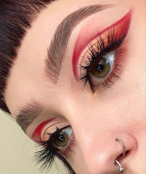 Orange Red Makeup Eye Shadows, Red Eye Make Up Look, Red And Yellow Makeup Looks, Red Orange Yellow Makeup Looks, Yellow And Red Makeup Looks, Red Look Make Up, Red Grafic Eyeliner, Red Butterfly Eye Makeup, Red And Yellow Eye Makeup