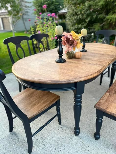 Kitchen Table Black And Wood, Diy Refinish Dining Table, Upcycled Wooden Dining Table, Round Dining Table Refurbish Ideas, Redone Kitchen Table And Chairs, Upcycled Farmhouse Table, Refinished Circle Kitchen Table, Refinishing Dining Room Table And Chairs Wood, Light Wood With Black Accents