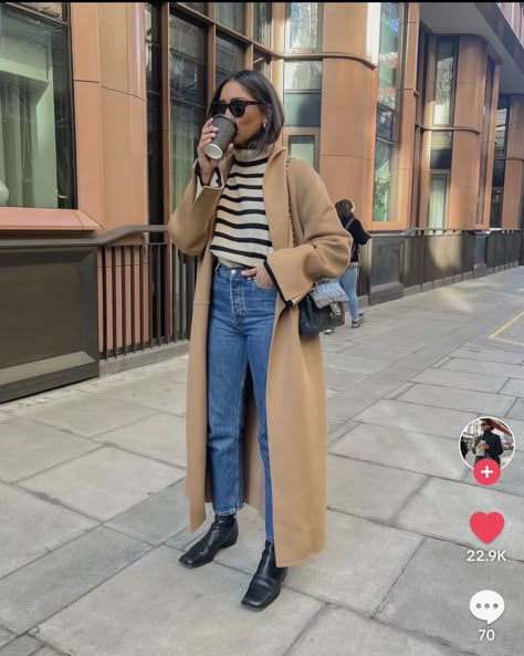 Camel Coat Outfit, Chic Style Inspiration, Pick Outfits, Thanksgiving Outfit Ideas, Cute Thanksgiving Outfits, What To Wear Fall, Thanksgiving Outfit Women, Jeans Outfit Fall, Cozy Fall Outfits