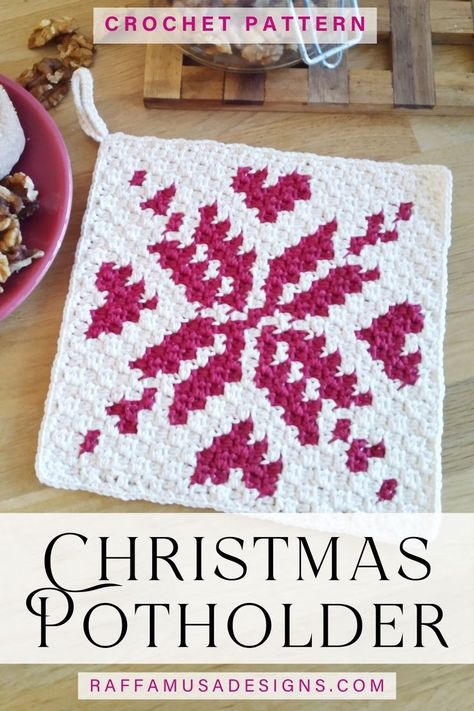 a mini-corner to corner crochet Nordic Christmas Snowflake potholder Fall Christmas Aesthetic, Christmas Potholders, Crochet Potholder Patterns, Crochet Knit Top, Crochet Hot Pads, Christmas Pots, Potholder Patterns, Aesthetic Crochet, Tapestry Crochet Patterns