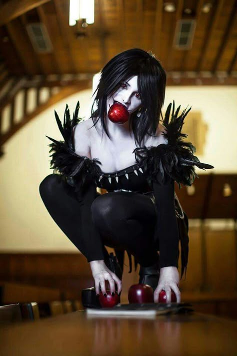 Ryuk Belle Cosplay, Alice Cosplay, Rule 63, Epic Cosplay, Cosplay Diy, Cosplay Tips, Fantasias Halloween, Amazing Cosplay, Clark Kent